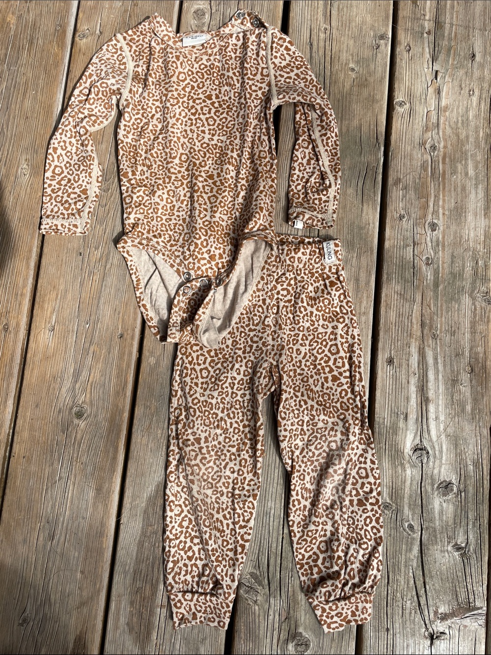 KULING 2T Baby Merino Wool Leopard-Print 🐆 Long Sleeve Onesie and Pants Set